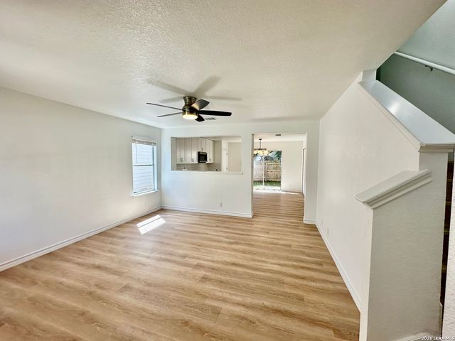 414 Hampton, Boerne, TX 78006
