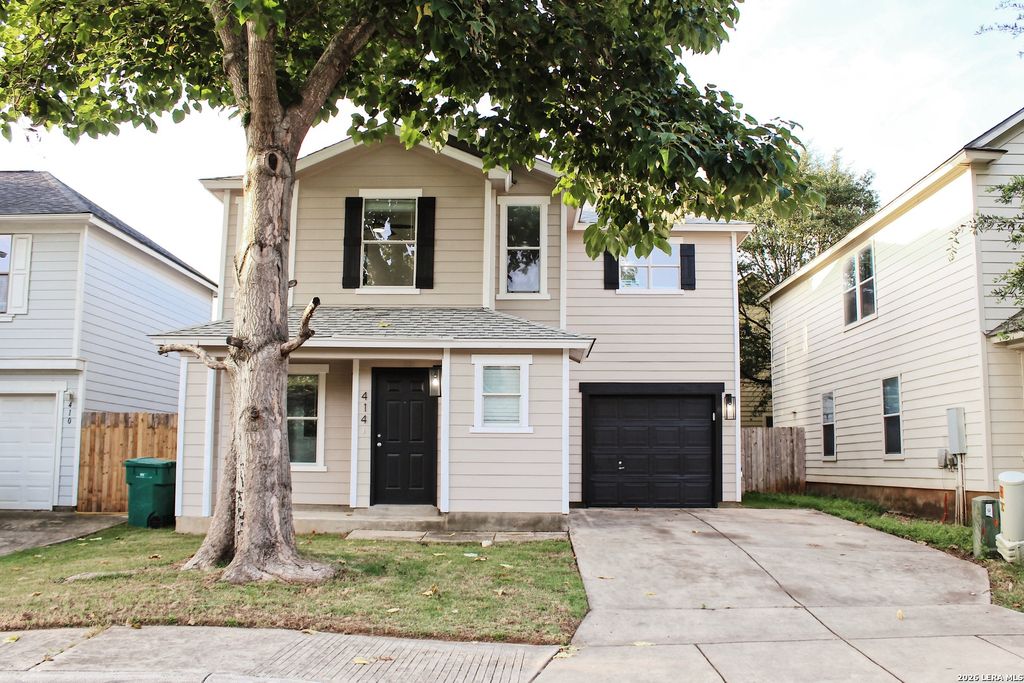414 Hampton, Boerne, TX 78006