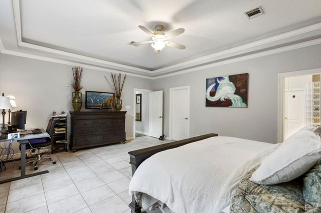 10810 Lake Windcrest, Magnolia, TX 77354