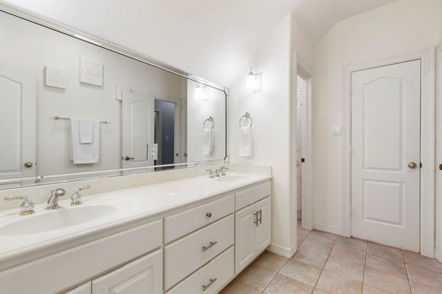 10810 Lake Windcrest, Magnolia, TX 77354