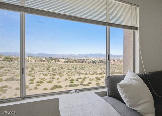 2028 Mesquite Lane 202, Laughlin, NV 89029