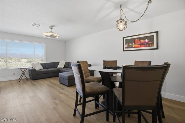 2028 Mesquite Lane 202, Laughlin, NV 89029