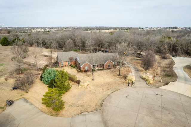 211 Walker Court N, Waxahachie, TX 75167