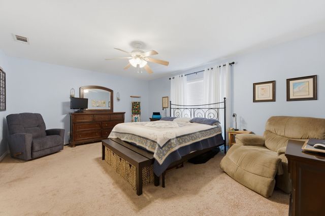 211 Walker Court N, Waxahachie, TX 75167