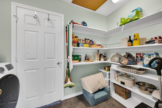 211 Walker Court N, Waxahachie, TX 75167