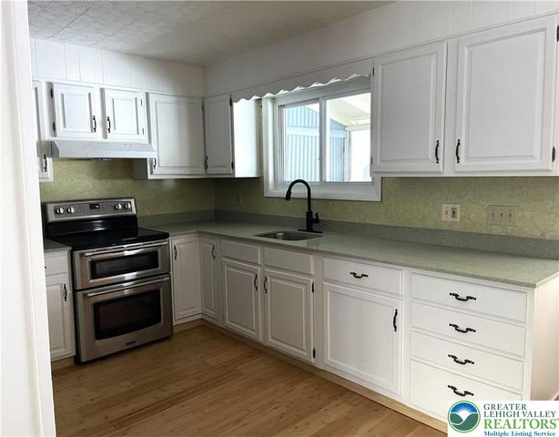 1212 Wood Street, Bethlehem City, PA 18018