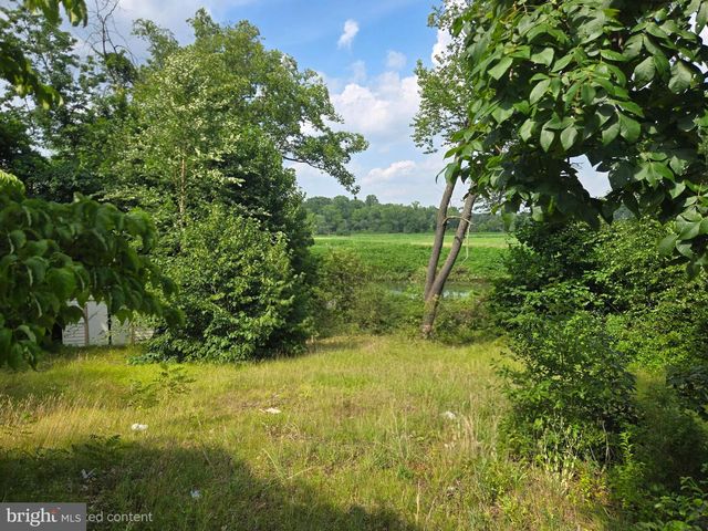 26 HEISER AVE, Bordentown, NJ 08505