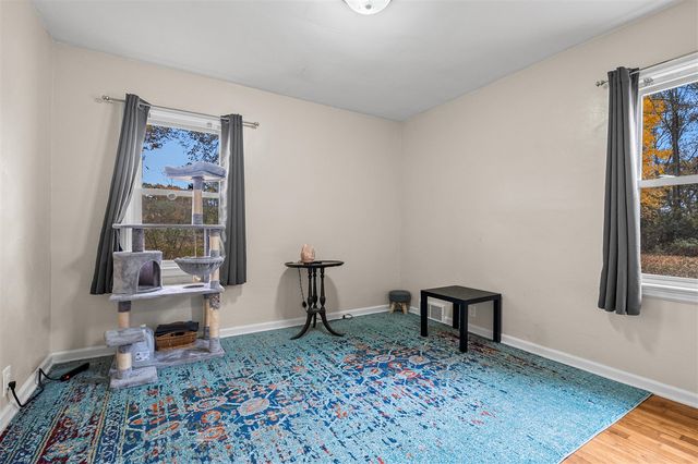 1055 W Michigan Avenue, Battle Creek, MI 49037