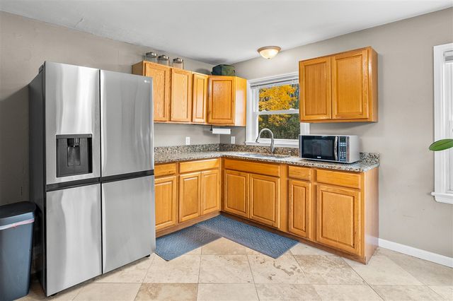 1055 W Michigan Avenue, Battle Creek, MI 49037