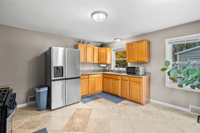 1055 W Michigan Avenue, Battle Creek, MI 49037