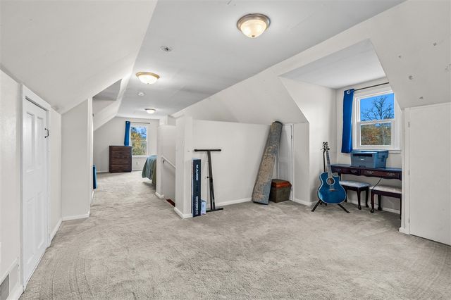 1055 W Michigan Avenue, Battle Creek, MI 49037