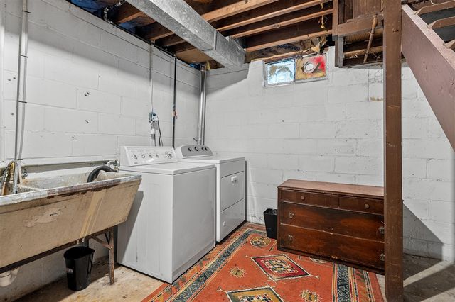 1055 W Michigan Avenue, Battle Creek, MI 49037