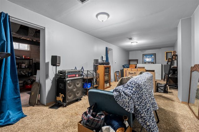 1055 W Michigan Avenue, Battle Creek, MI 49037