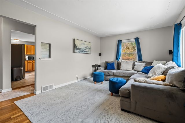 1055 W Michigan Avenue, Battle Creek, MI 49037