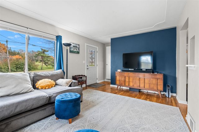 1055 W Michigan Avenue, Battle Creek, MI 49037