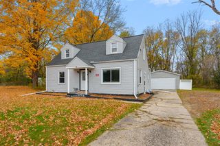 1055 W Michigan Avenue, Battle Creek, MI 49037