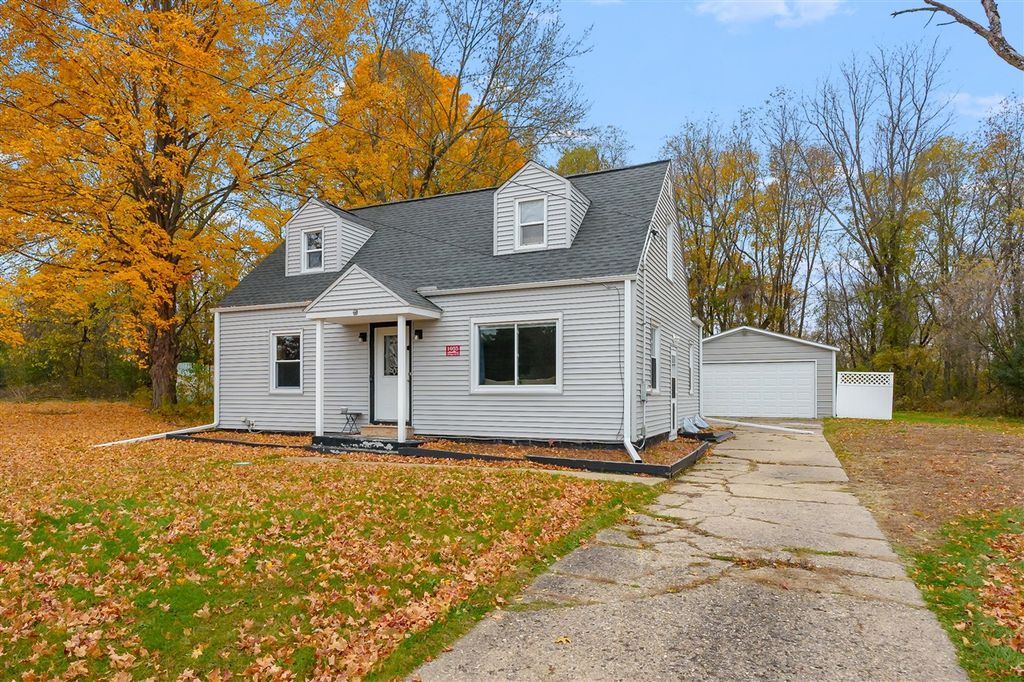 1055 W Michigan Avenue, Battle Creek, MI 49037
