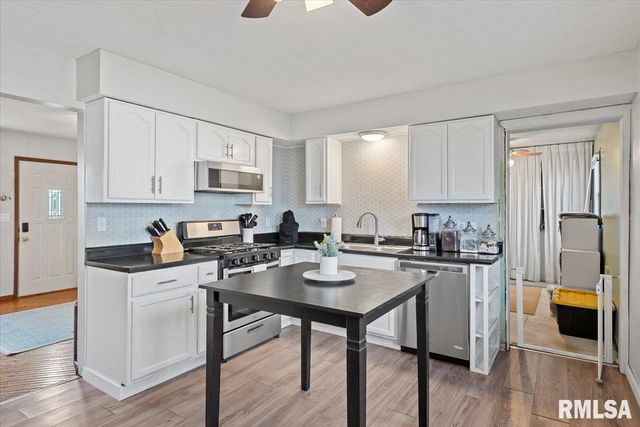 209 S EAST Street, Loami, IL 62661