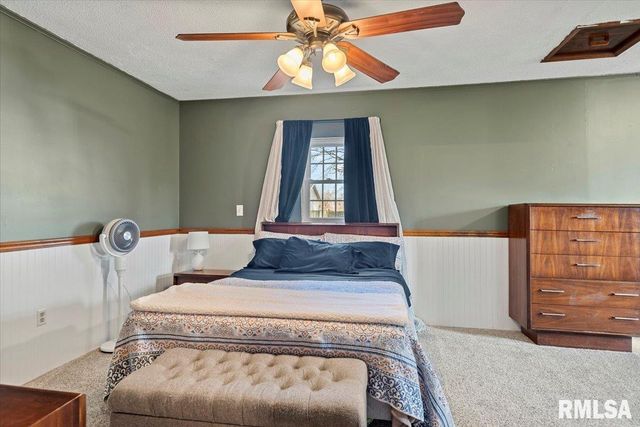 209 S EAST Street, Loami, IL 62661