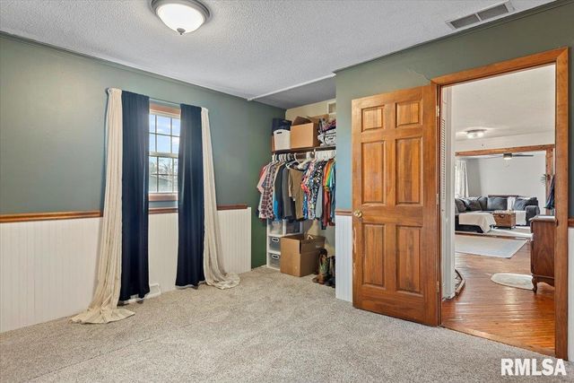 209 S EAST Street, Loami, IL 62661