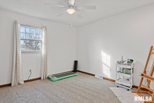 209 S EAST Street, Loami, IL 62661