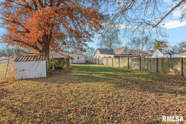 209 S EAST Street, Loami, IL 62661