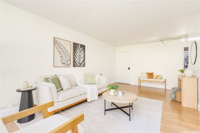 94-345 Hokuahiahi Street 123, Mililani, HI 96789