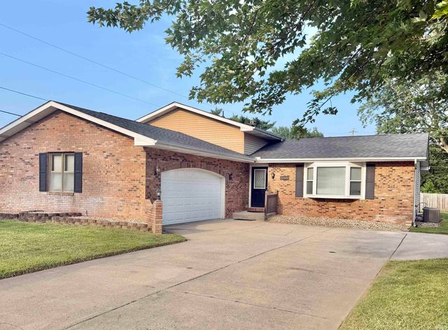 51844 Columbine Drive, Granger, IN 46530
