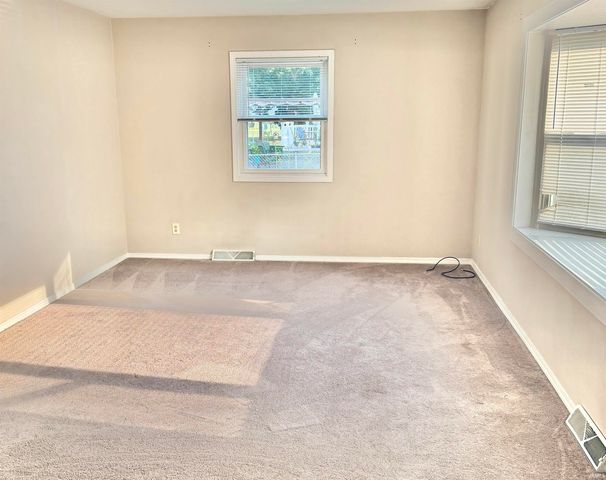 51844 Columbine Drive, Granger, IN 46530