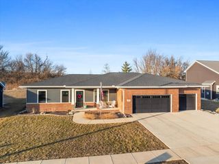 500 Raef Road, Downs, IL 61736