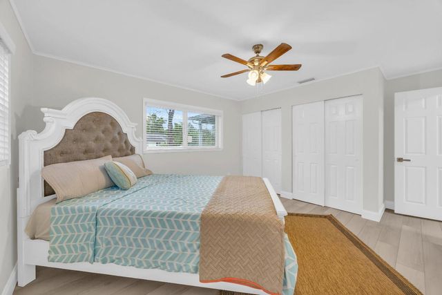 1574 NE Arch Ave Avenue, Jensen Beach, FL 34957