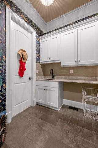 111 Roseburg Way, Nicholasville, KY 40356