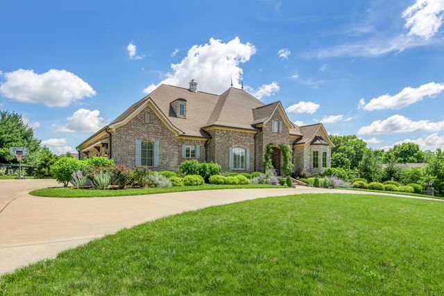 111 Roseburg Way, Nicholasville, KY 40356