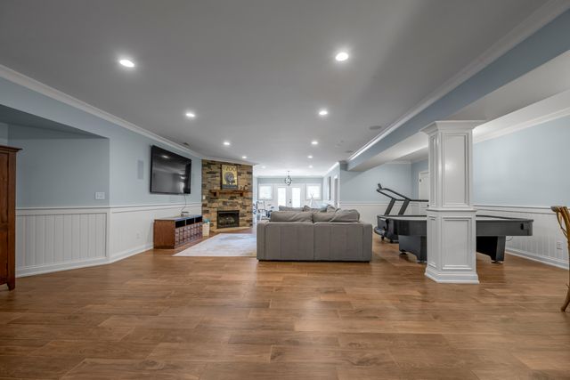 111 Roseburg Way, Nicholasville, KY 40356