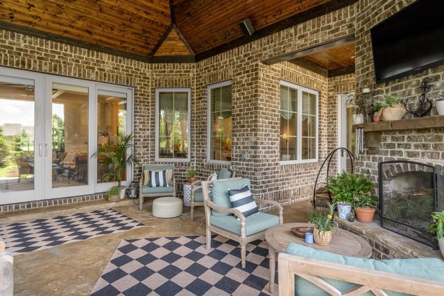 111 Roseburg Way, Nicholasville, KY 40356