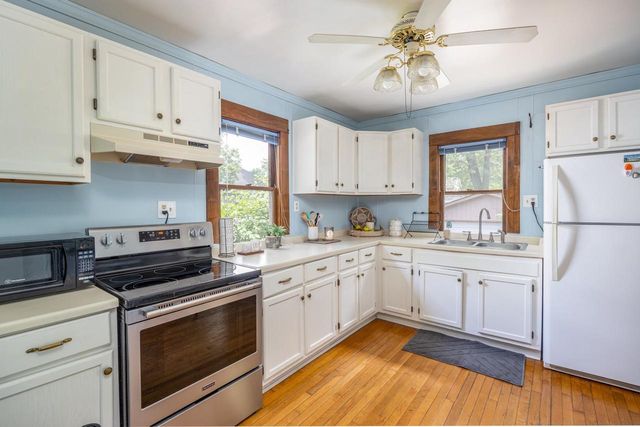 1416 N SUPERIOR STREET, Appleton, WI 54911