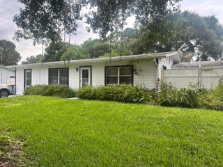5000 GARNER Street B, Fort Pierce, FL 34981