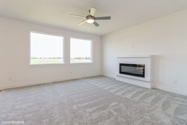 6802 SE 7th Avenue, Pleasant Hill, IA 50327