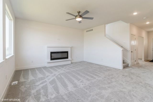 6802 SE 7th Avenue, Pleasant Hill, IA 50327