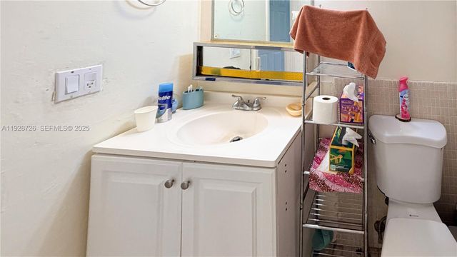 1101 NE 191st St H108, Miami, FL 33179