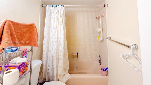 1101 NE 191st St H108, Miami, FL 33179