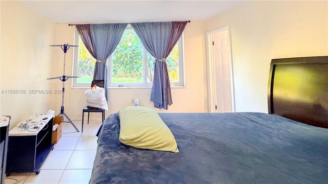 1101 NE 191st St H108, Miami, FL 33179