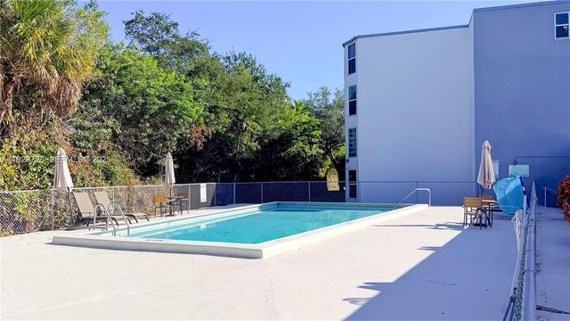 1101 NE 191st St H108, Miami, FL 33179