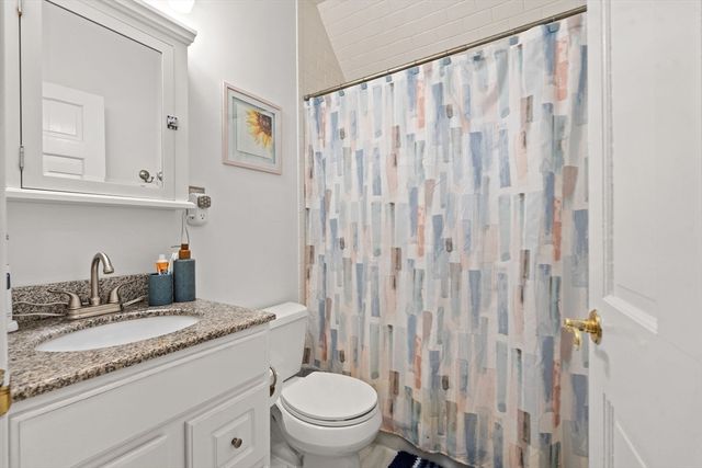 6 Rowell Ave, Beverly, MA 01915