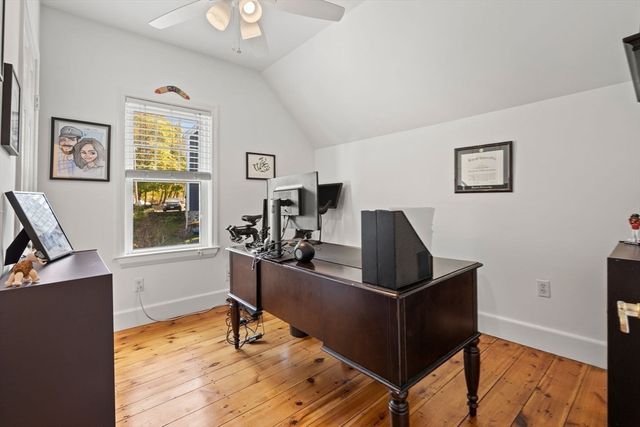 6 Rowell Ave, Beverly, MA 01915