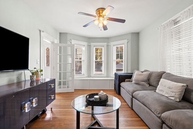 6 Rowell Ave, Beverly, MA 01915