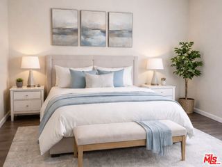 13941 Sherman Way 204, Van Nuys, CA 91405