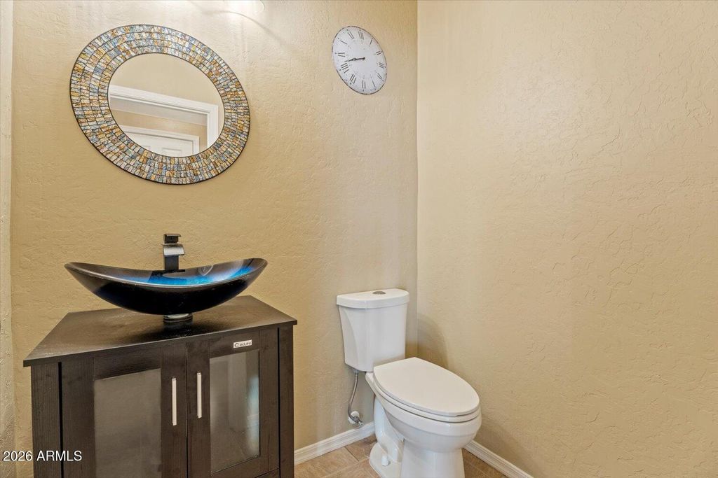 Image 10 of property listing at 14975 W WETHERSFIELD Road, Surprise, AZ 85379