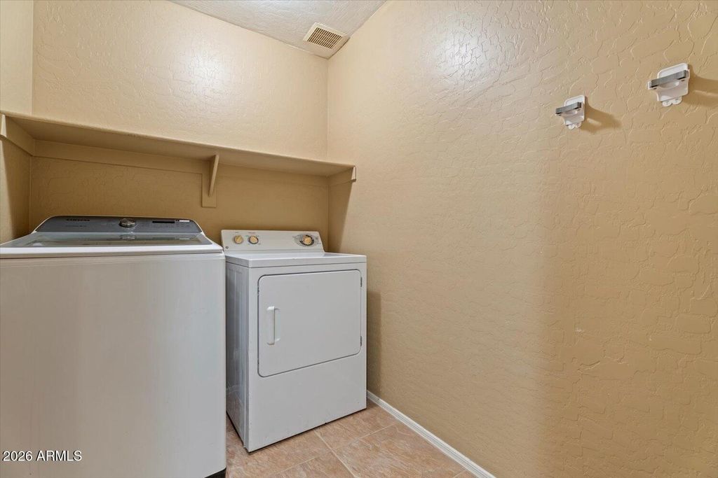 Image 20 of property listing at 14975 W WETHERSFIELD Road, Surprise, AZ 85379