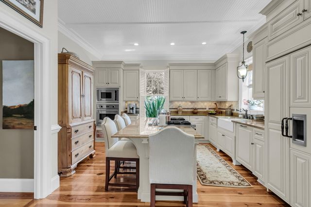 64 Sowell Street, Mount Pleasant, SC 29464